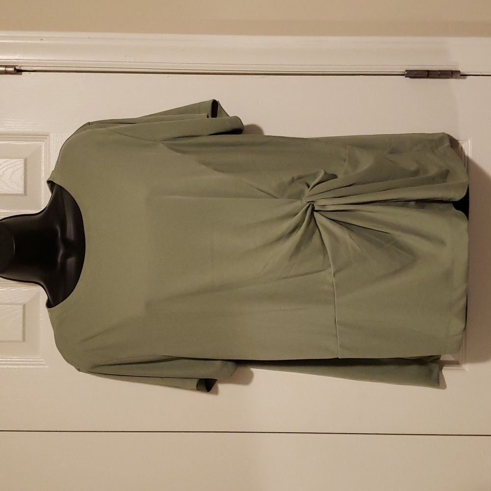 Time and Tru Light Green Top
